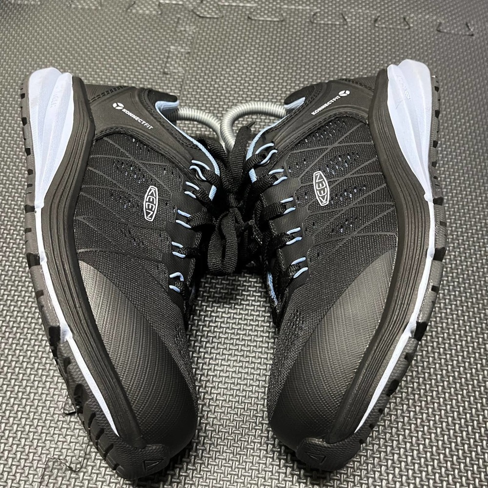 Keen Women's Vista Energy (Carbon-Fiber Toe) Black Shoe size 6.5 - Picture 5 of 8